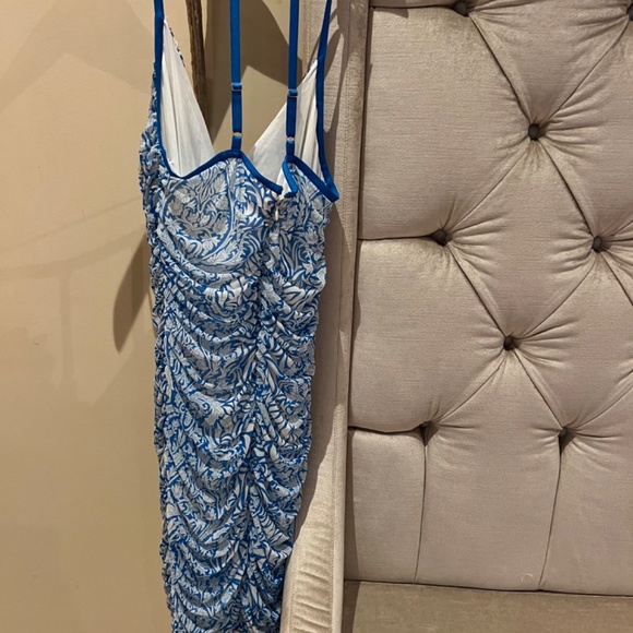 Guess by Marciano dress - Picture 3 of 3